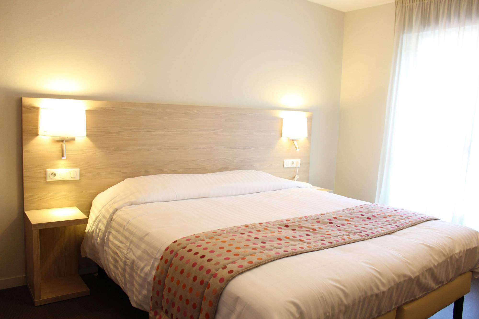 Brit Hotel Brive La Gaillarde - Restaurant La Limousine Malemort Экстерьер фото